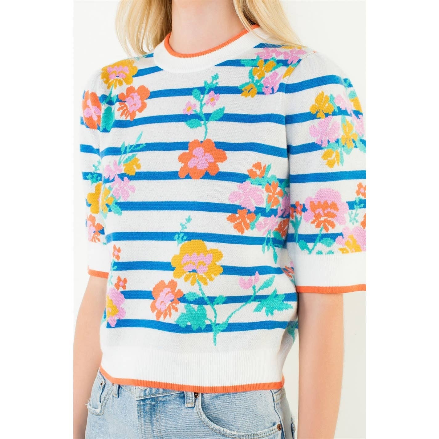 Short Sleeve Floral Knit Top