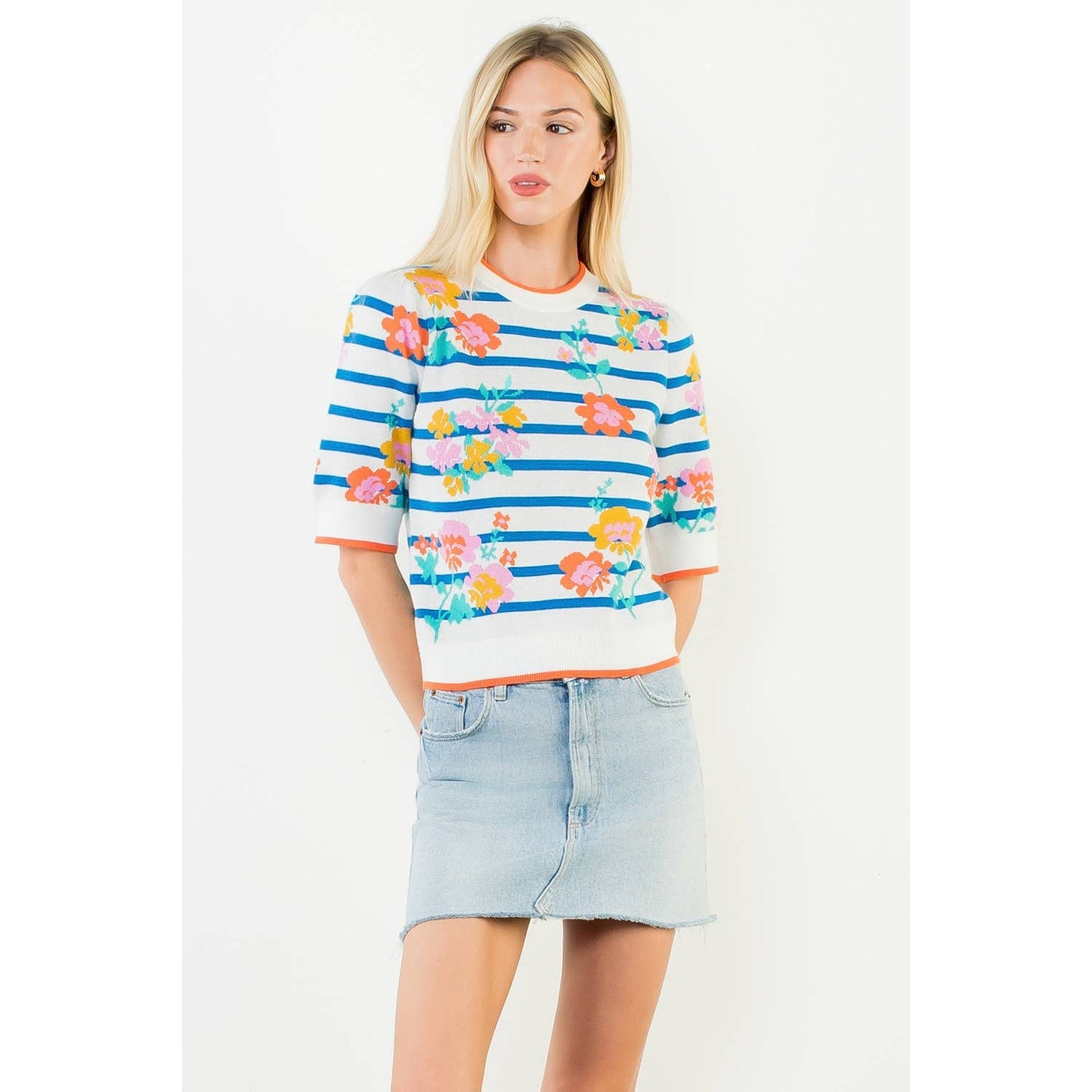 Short Sleeve Floral Knit Top