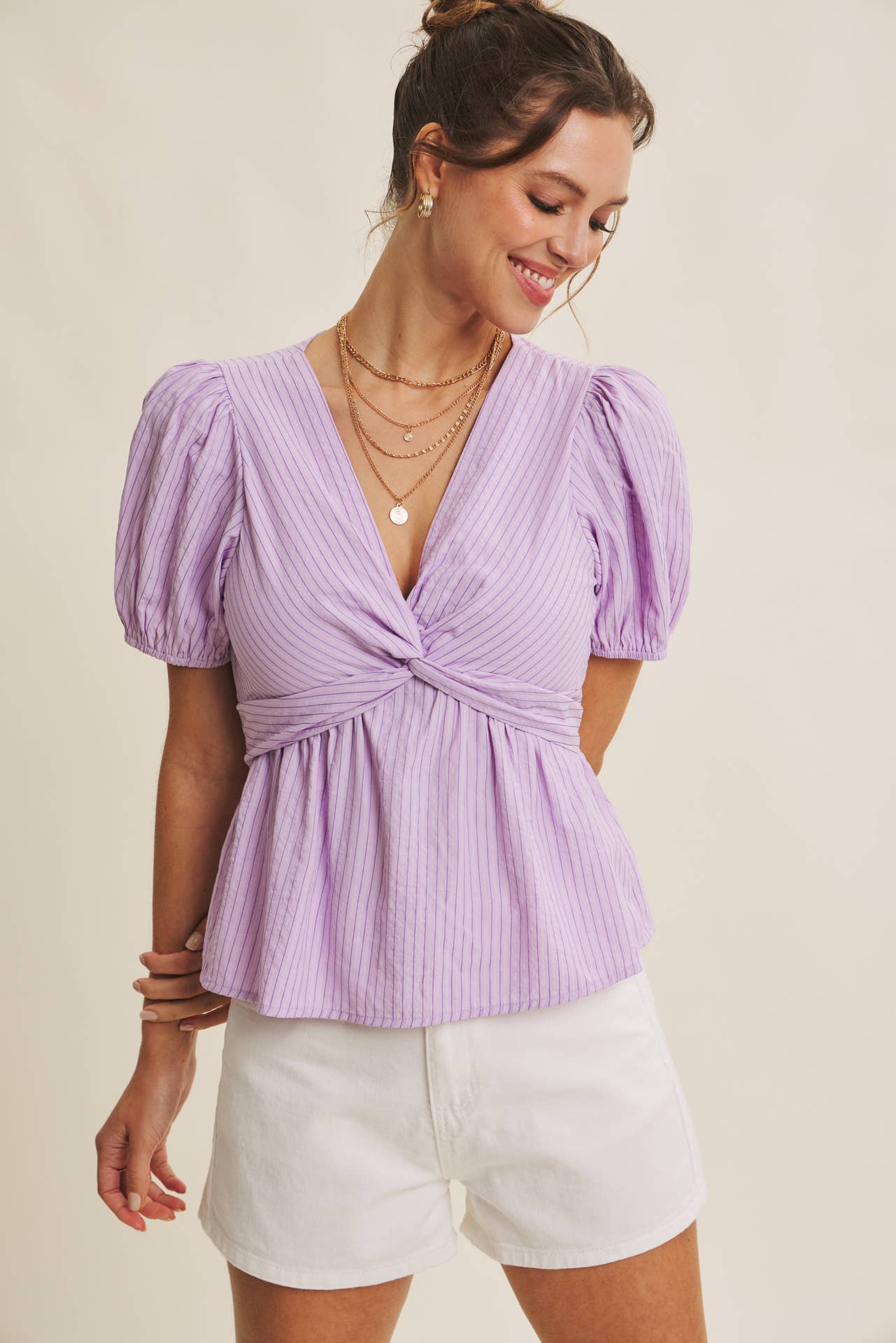 SUNNY FRONT KNOTTED STRIPE BABYDOLL BLOUSE W/ PUFF SLVS